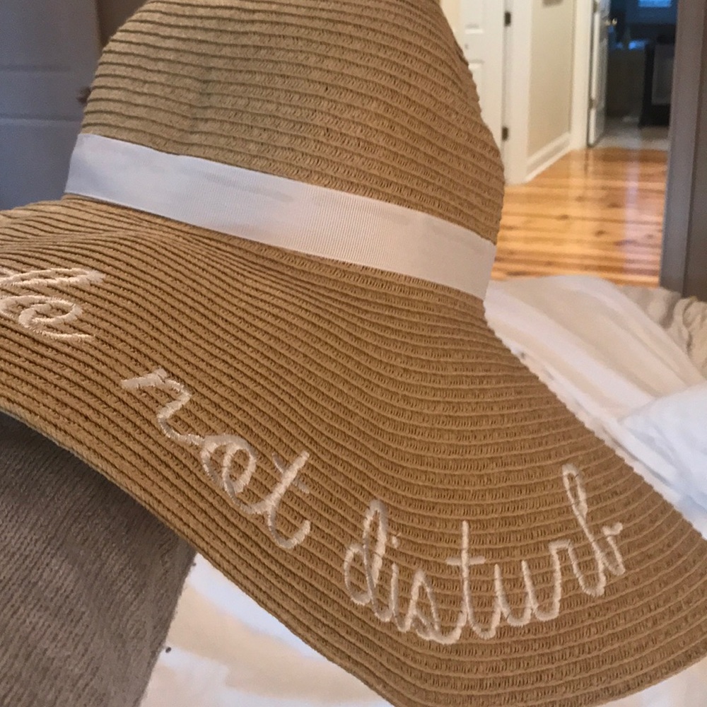 Sunhat - Picture 3 of 4